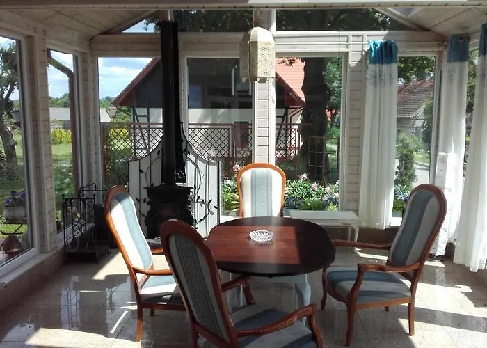 Willa Za Debami Lejlighedshotel Głogów
